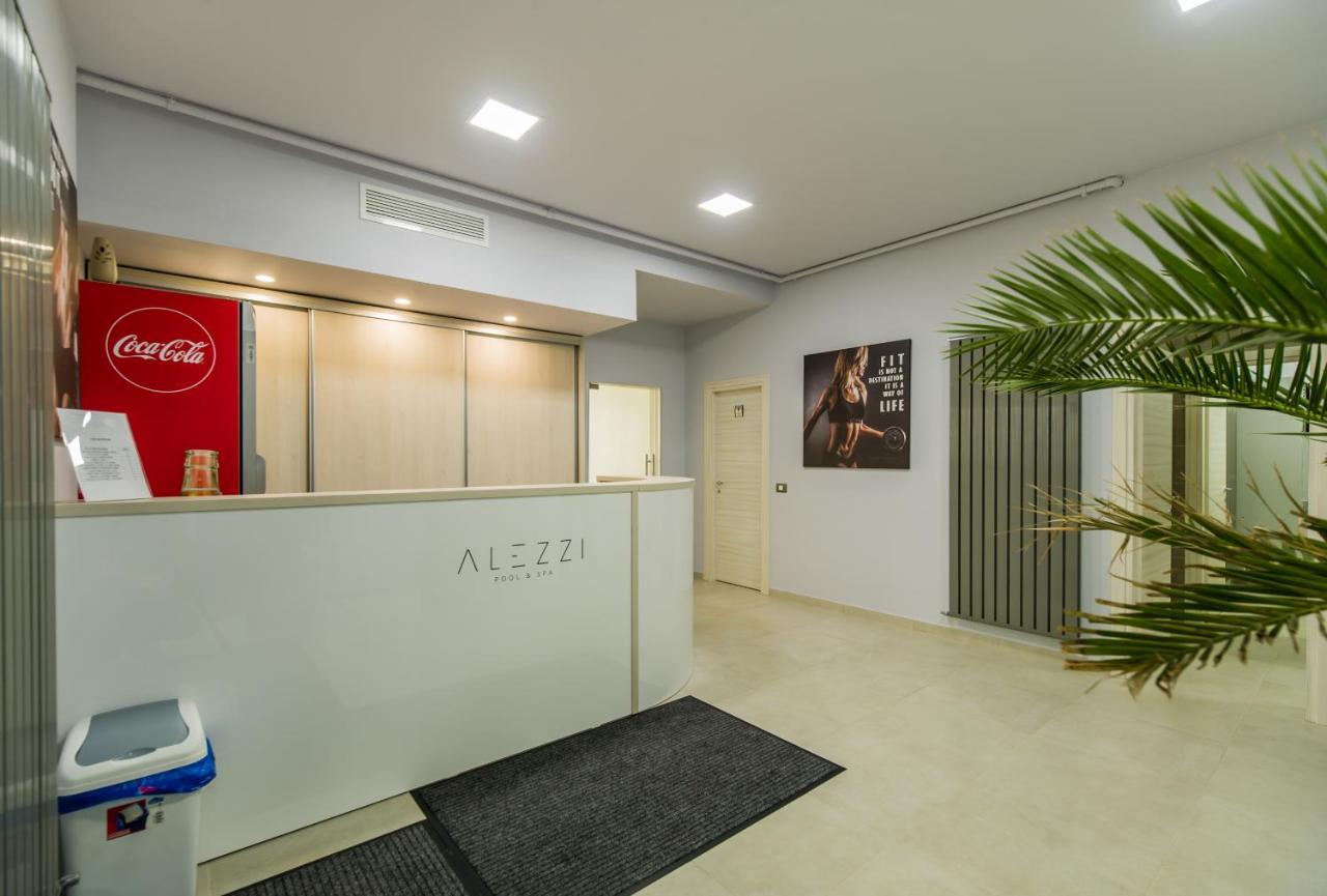 Sea Love Apt Spa N Pools Beach Resort 那沃达利 外观 照片